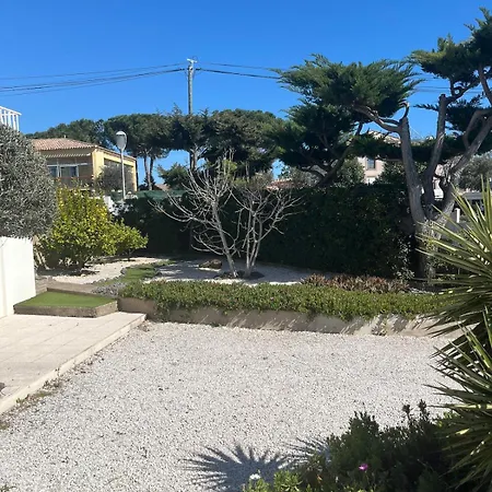 Διαμέρισμα Joli Prive Jardin A 10min Des Plages *
