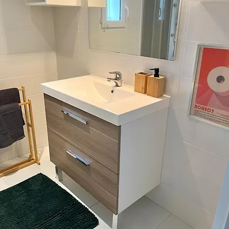 Joli Prive Jardin A 10min Des Plages Apartment Agde